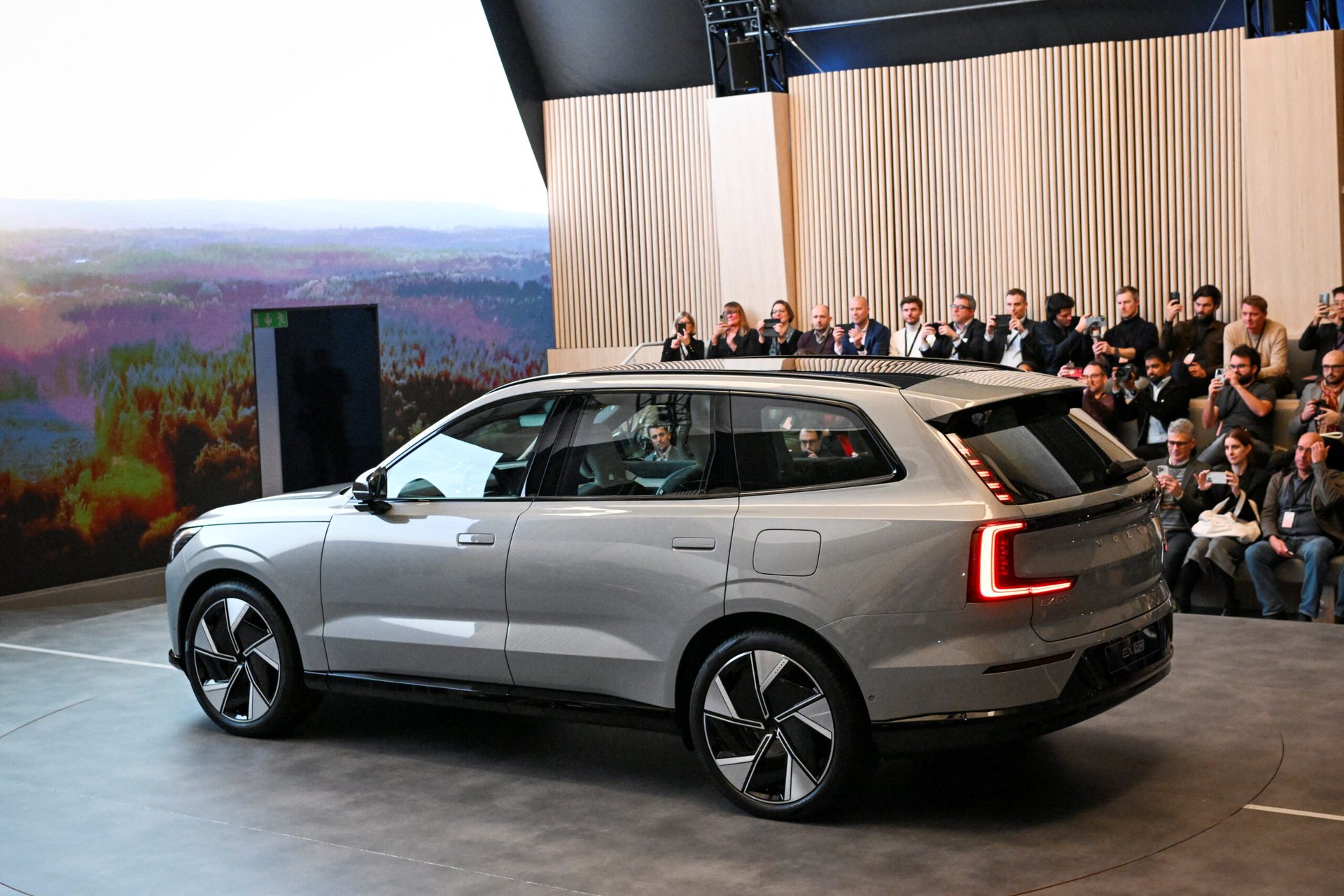 Is Your Family Safer in a Minivan or an SUV? This Test Means the Last Is Your Family Safer in a Minivan or an SUV? This Test Means the Last