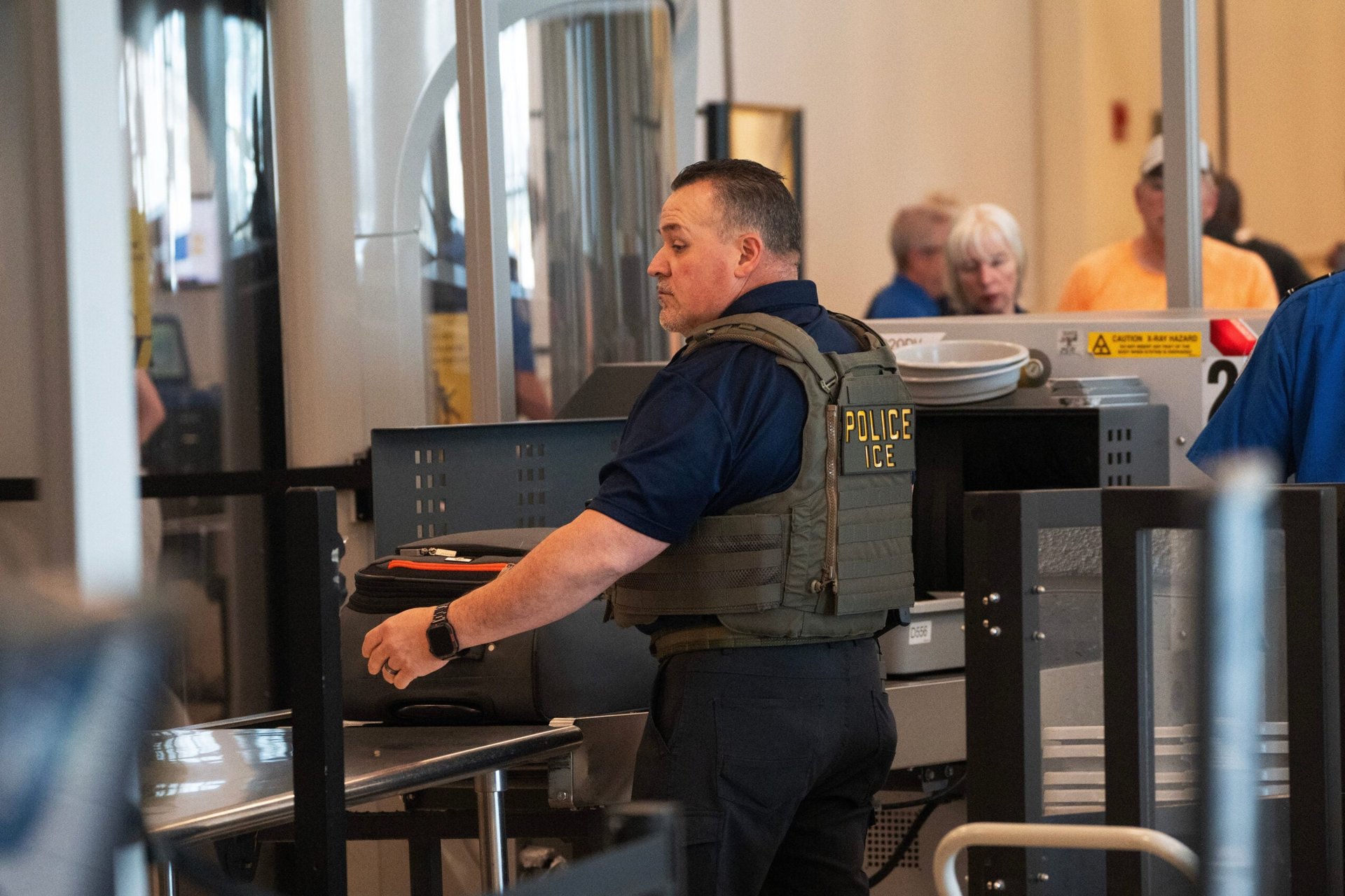 Flying for the Weekend? What You Should Know Before Going to the Airport Flying for the Weekend? What You Should Know Before Going to the Airport