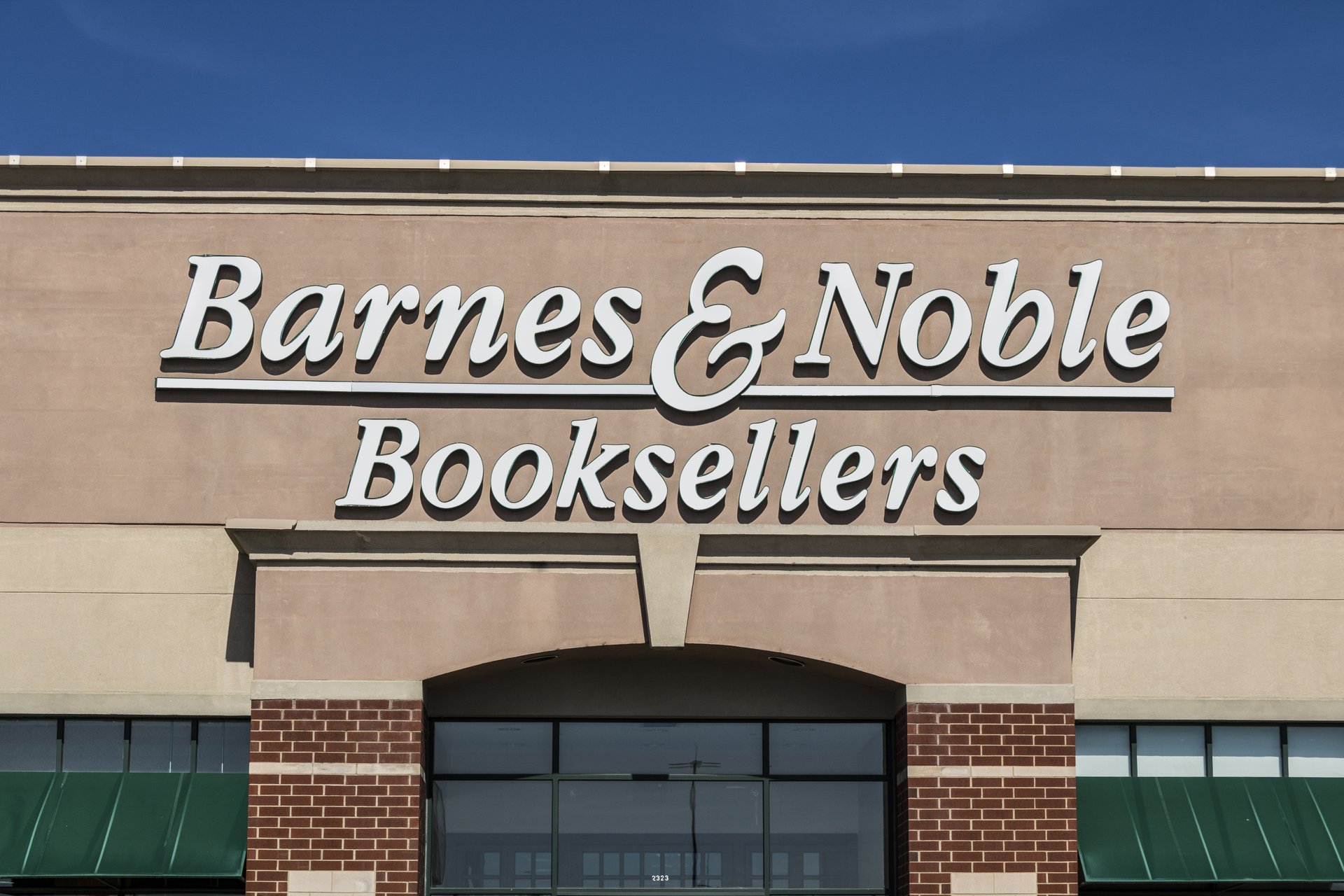 6 Ways To Avoid Paying Full Price At Barnes Noble