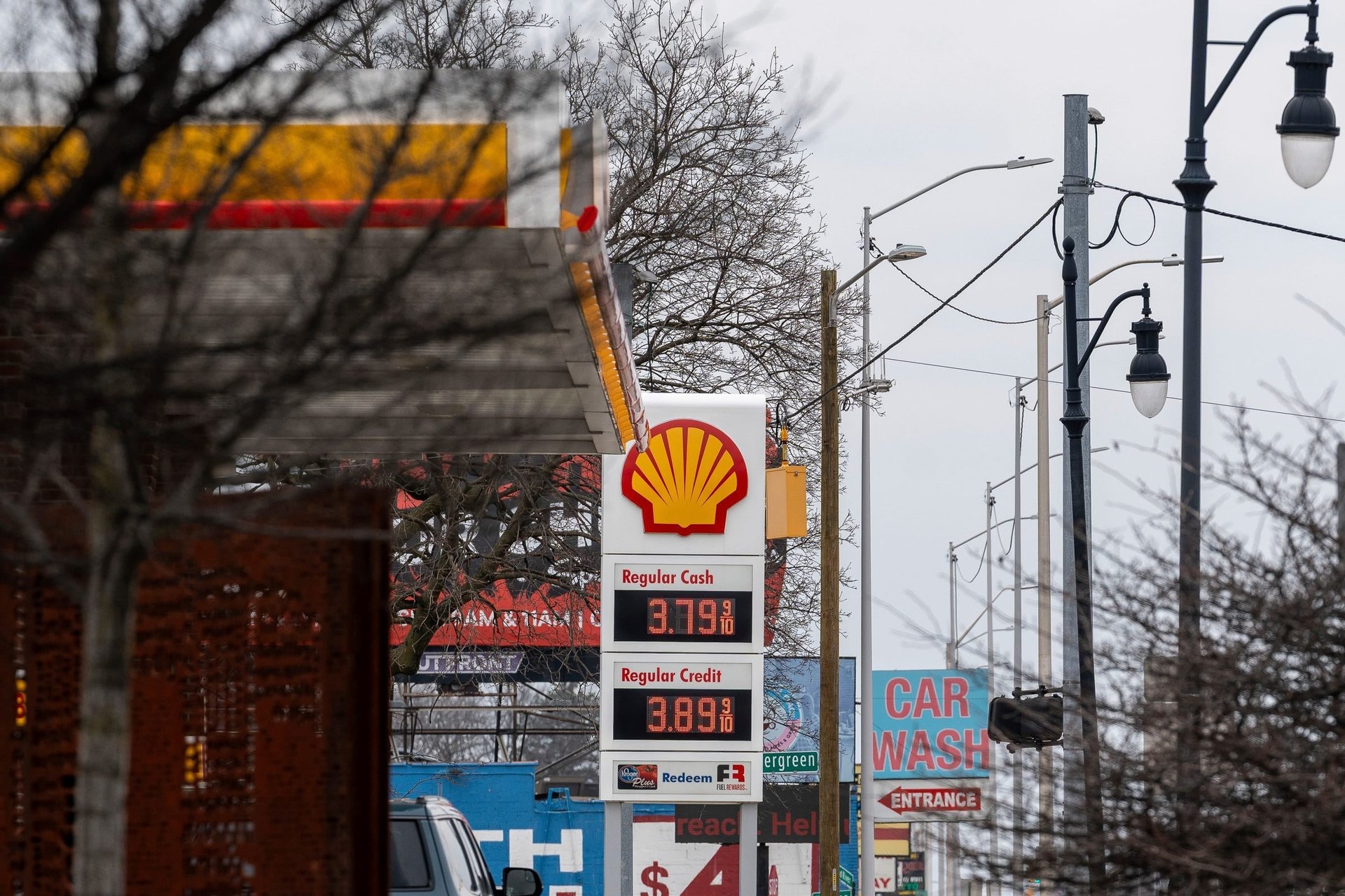 Trump Says Gas Prices Could Be Same or ‘A Little Bit Higher’ Before Midterms Trump Says Gas Prices Could Be Same or ‘A Little Bit Higher’ Before Midterms