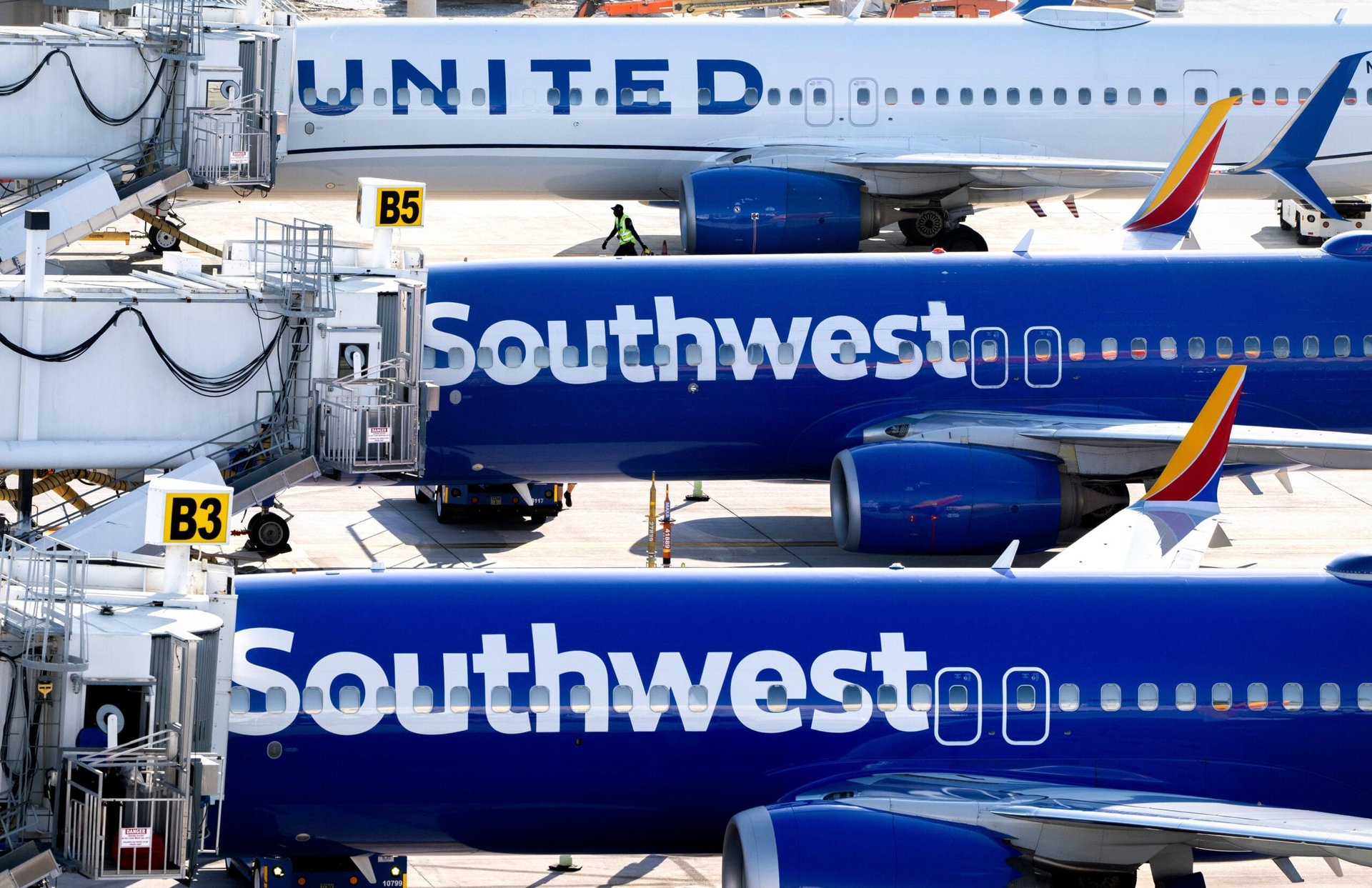 Greater than 100 Southwest Workers to Be Impacted as O’Hare Service Ends Greater than 100 Southwest Workers to Be Impacted as O’Hare Service Ends