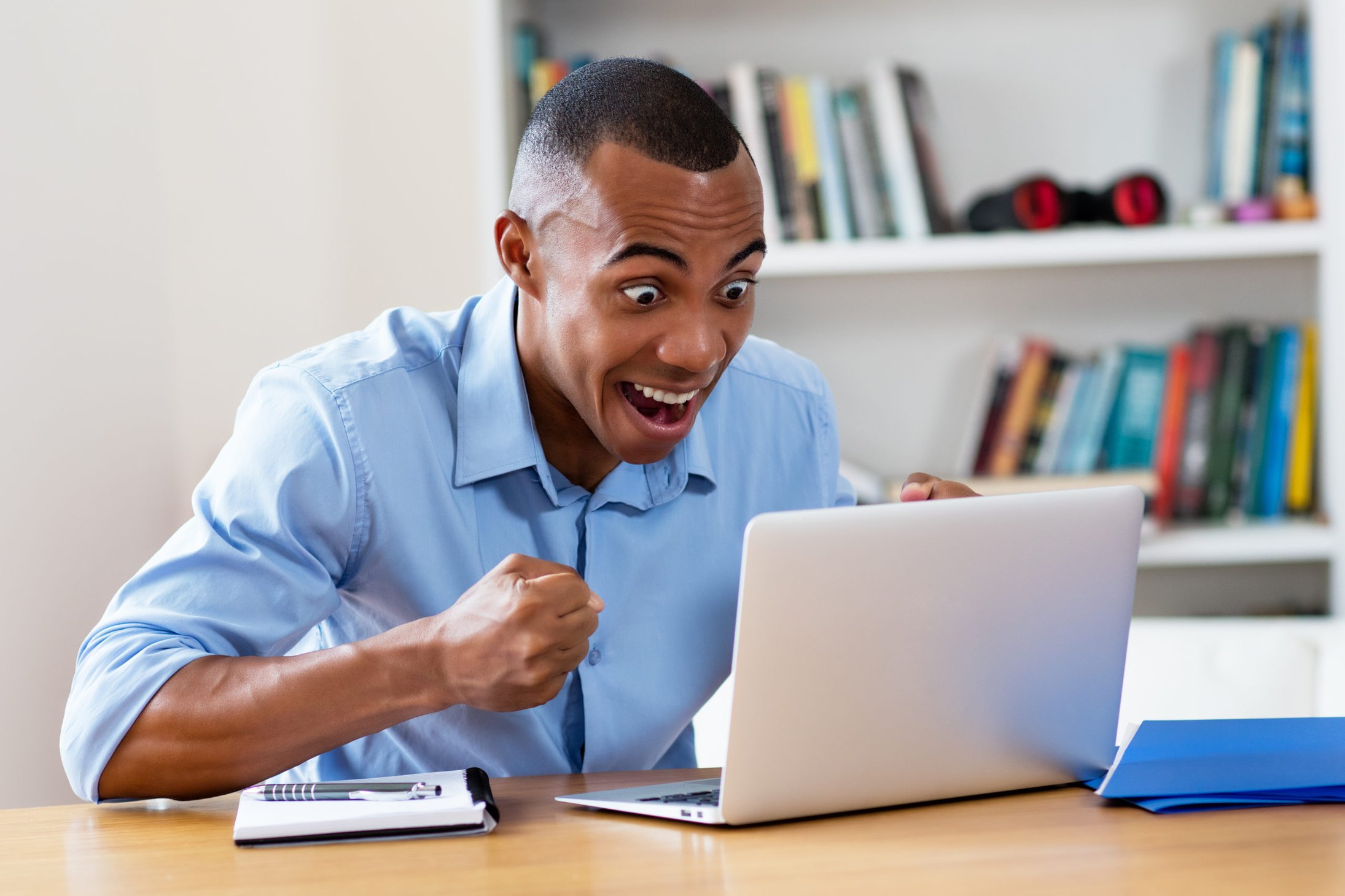 Happy online shopper
