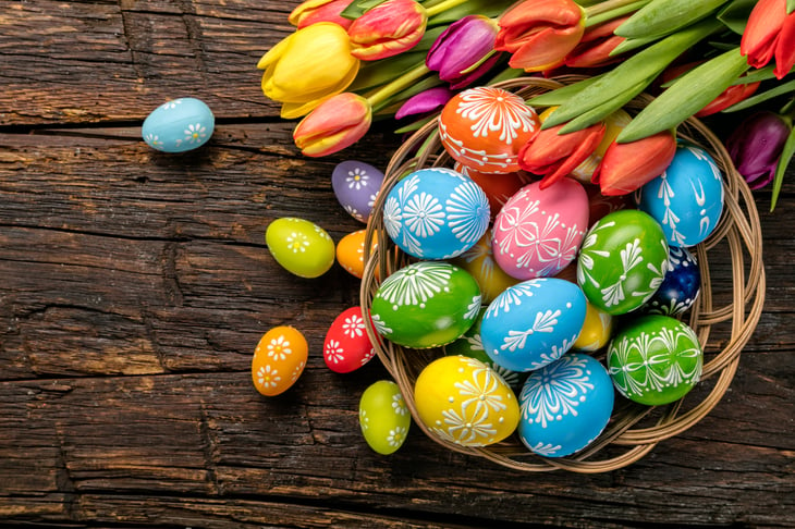 Colorful Easter eggs and tulips