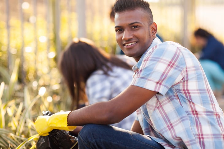 Man volunteering