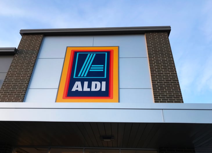 Aldi grocery store sign