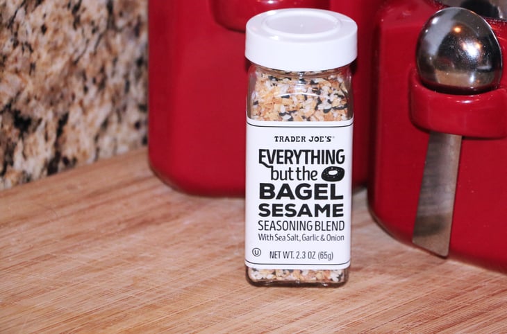 Trader Joe's Everything But the Bagel Sesame Seasoning Blend