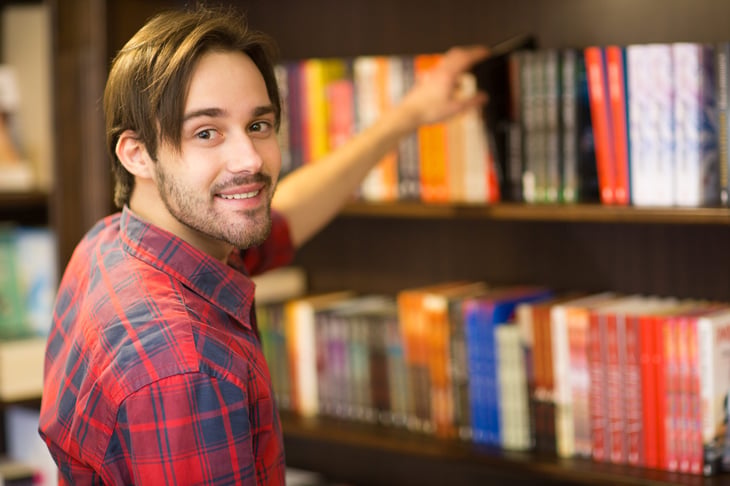 Man shopping for books