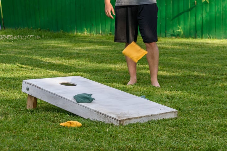 outdoor cornhole game