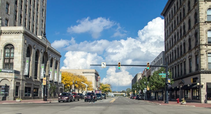 A street-level view of Saginaw, Michigan