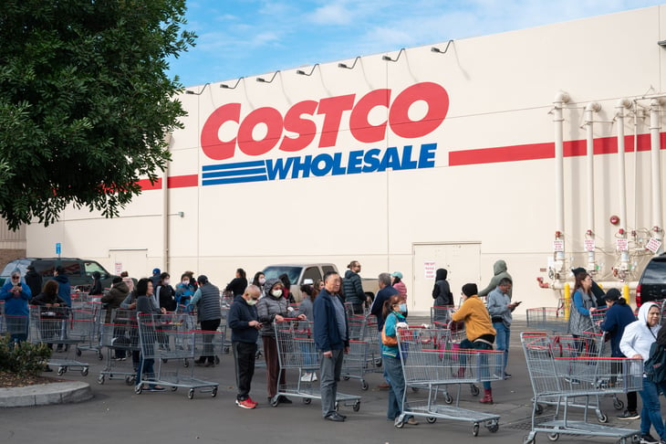 A long line at Costco during the coronavirus pandemic