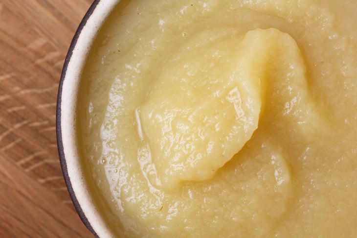 Pear or apple sauce