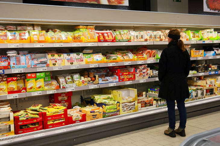 Woman shopping for groceries at Aldi
