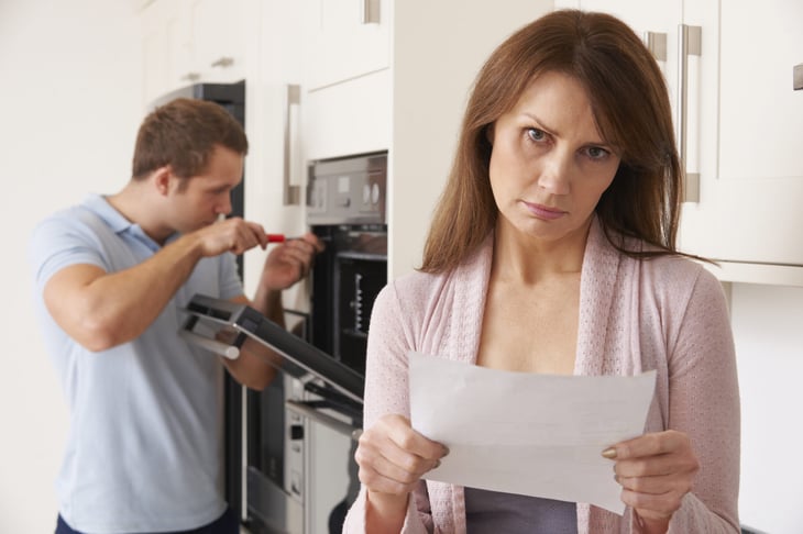 Woman unhappy about oven repair
