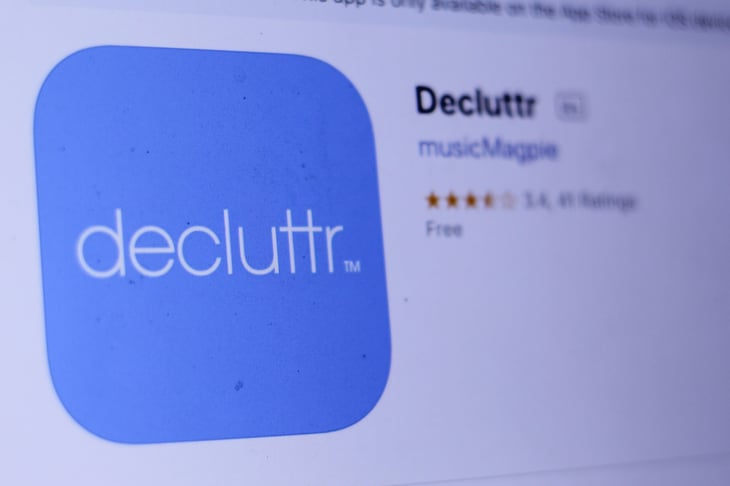 Decluttr app