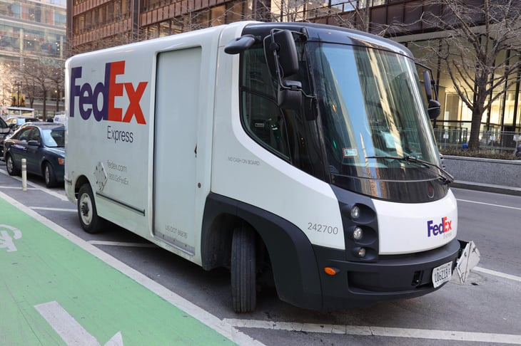 Electric FedEx truck in Chicago