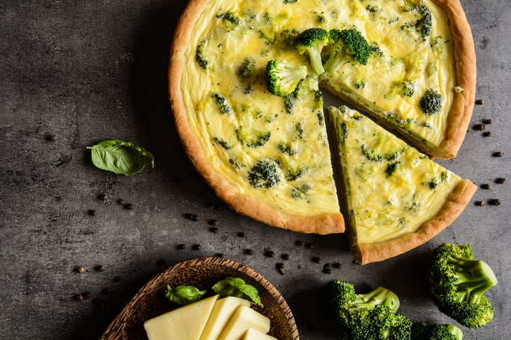 Quiche with broccoli