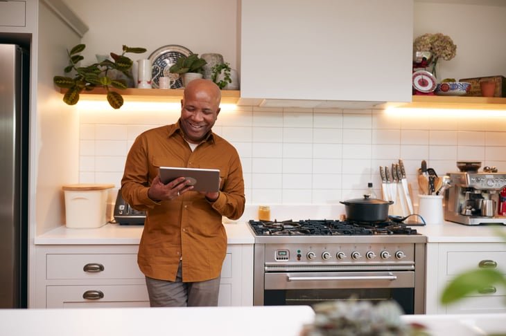 Man using a tablet
