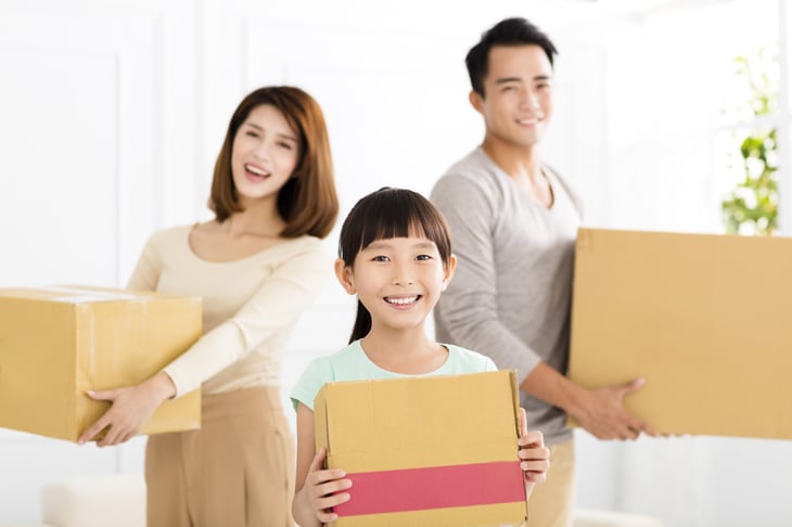 Family packing to move