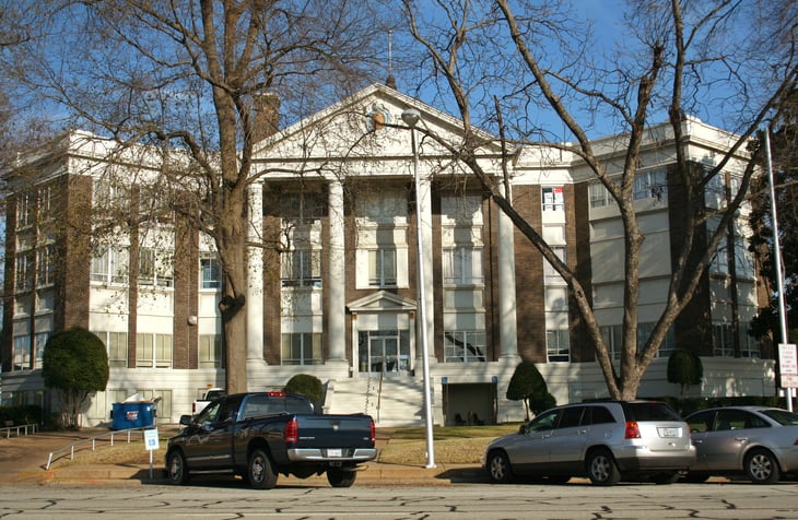 Henderson County Courthouse in Athens, Texas