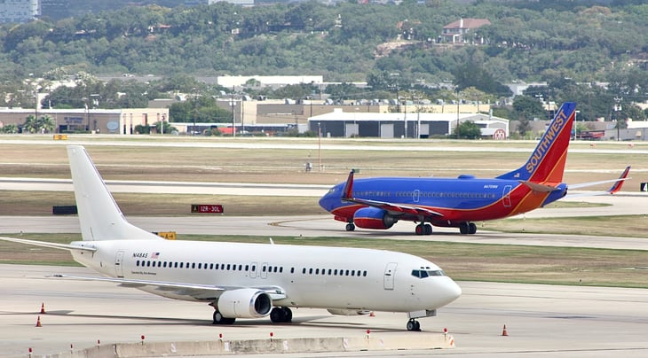 Airplanes at San Antonio International Airport