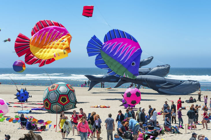 Lincoln City, Oregon kite festival at the beach