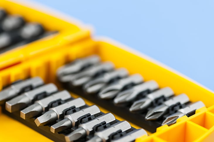 Phillips and flathead screwdriver bit and drill bit set