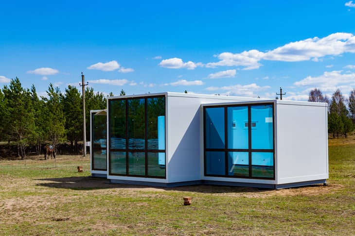One-story modular houses