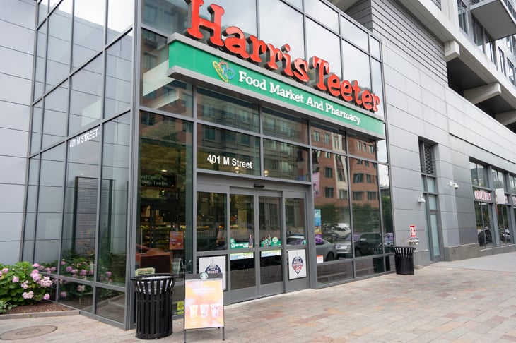 Harris Teeter supermarket