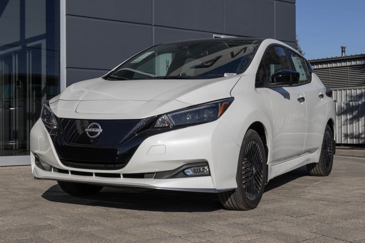 2025 Nissan Leaf SV Plus EV display at a dealership.