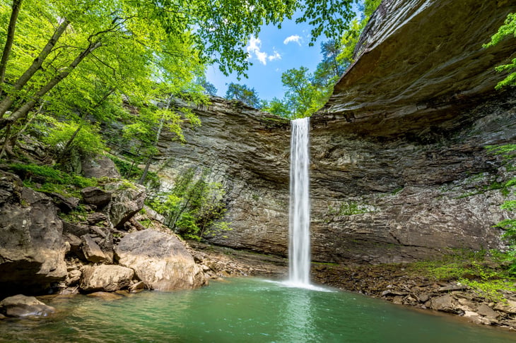 Ozone Falls State Natural Area in Cumberland County, Tennessee