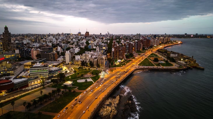 Montevideo, Uruguay skyline