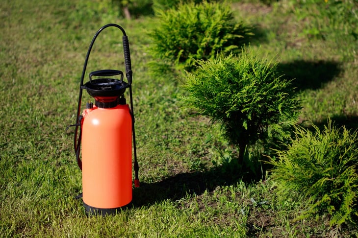 Fertilizer sprayer on a lawn