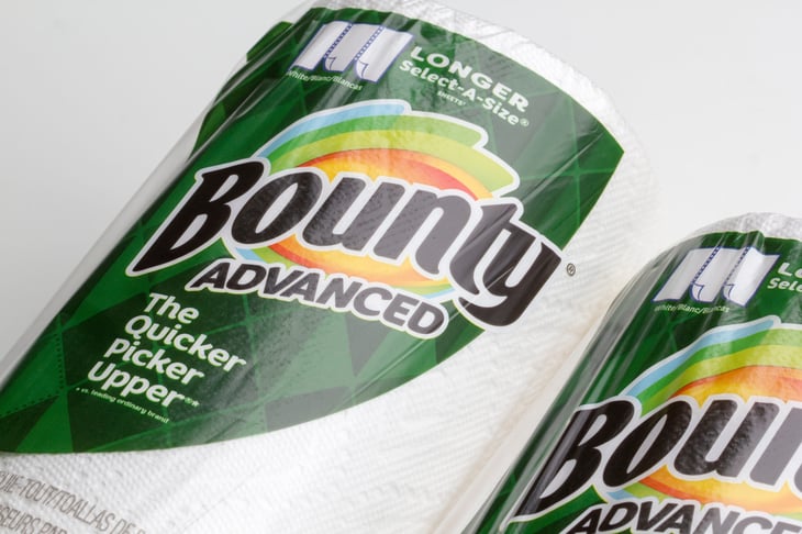 Roll of Bounty Advanced paper towels