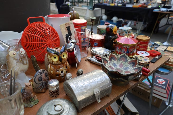 Items at flea market
