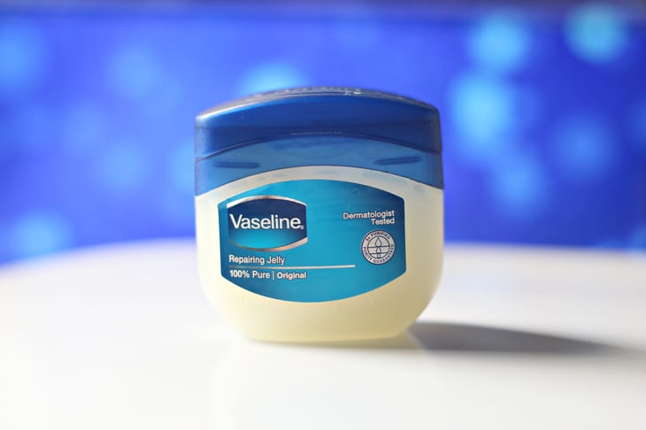 Jar of Vaseline repairing jelly