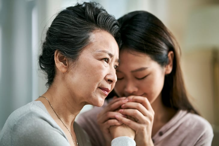 Woman who appears to have dementia with her daughter