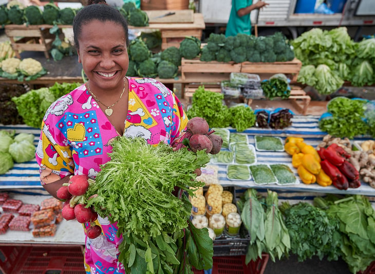 Woman in a grocery store in Brazil