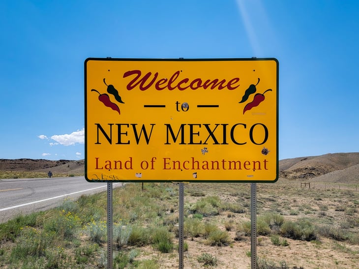 Welcome to New Mexico sign
