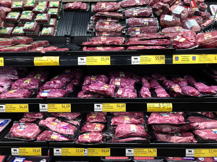 Beef in the meat section of an Aldi store