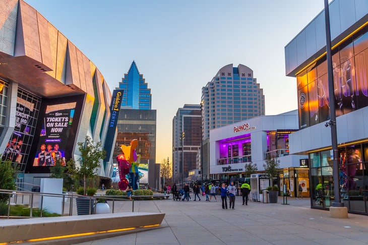 Shopping district in downtown Sacramento, California